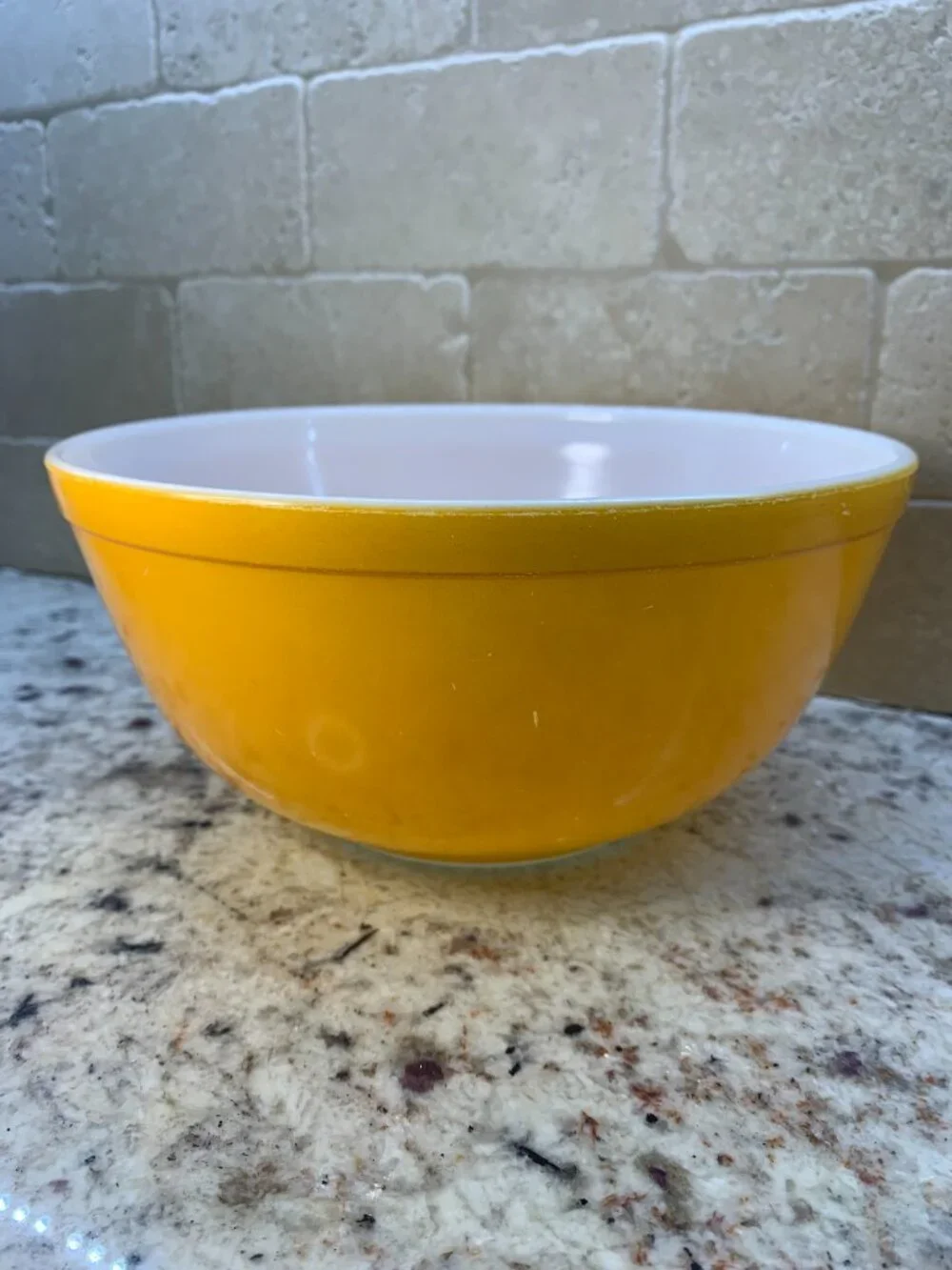 Vintage PYREX Mixing Bowls - set of 3